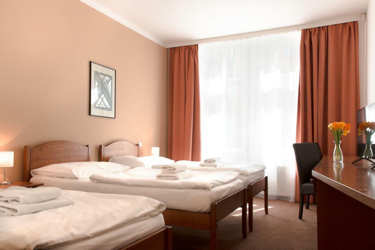 Hotel Karlin Prag Exterior foto