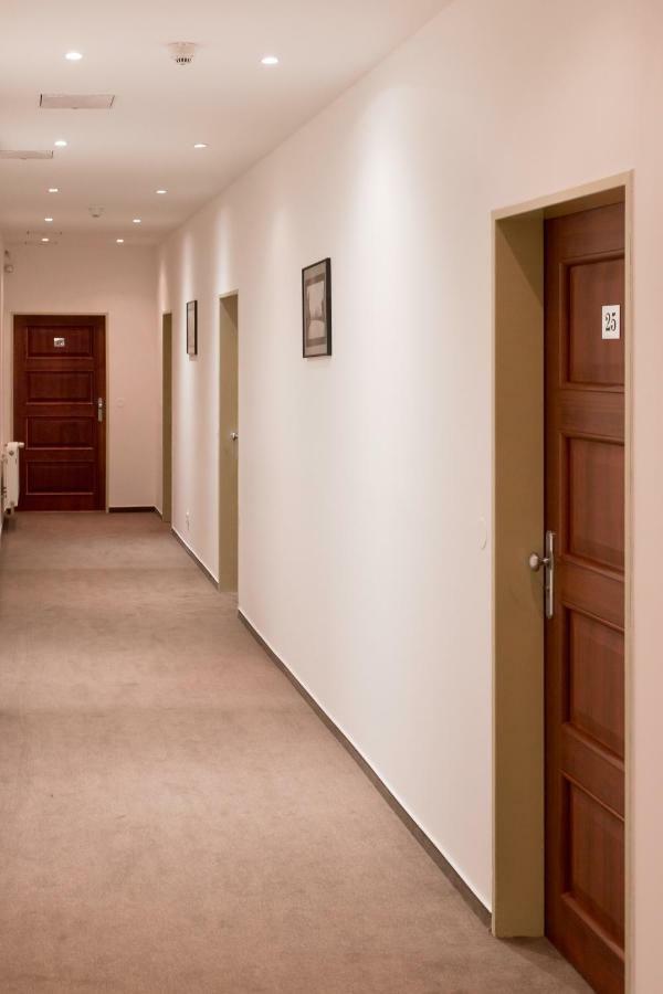 Hotel Karlin Prag Exterior foto